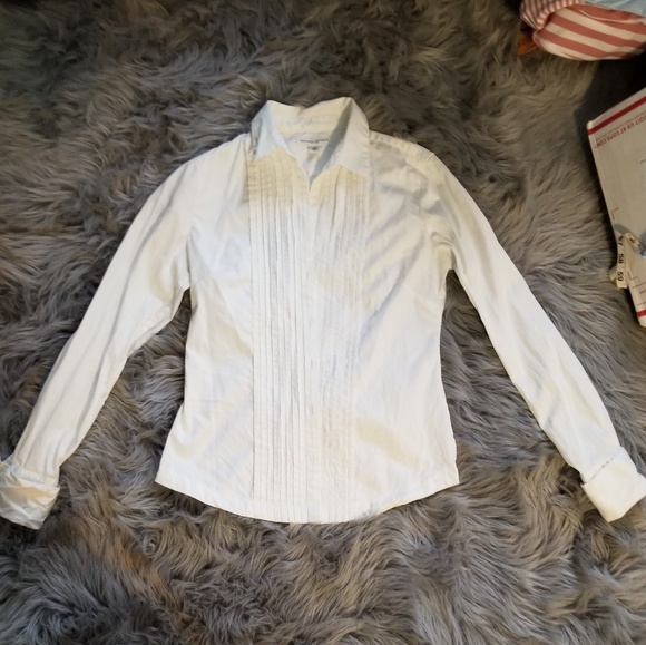 Banana Republic Tops - SALE! White Fitted Banana Republic Dress Shirt